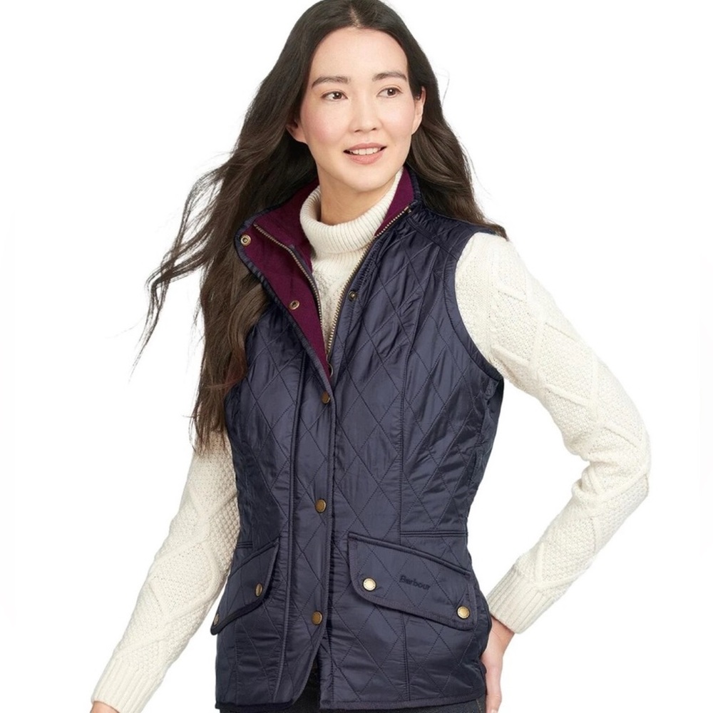 NWT Barbour Cavalry Gilet Navy Quilted Vest with burgundy fleece lining. US 8